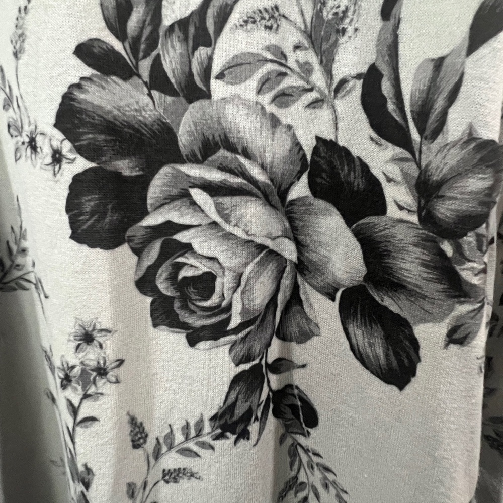 Floral Women's Cardigan in Gray - Picture 5 of 6